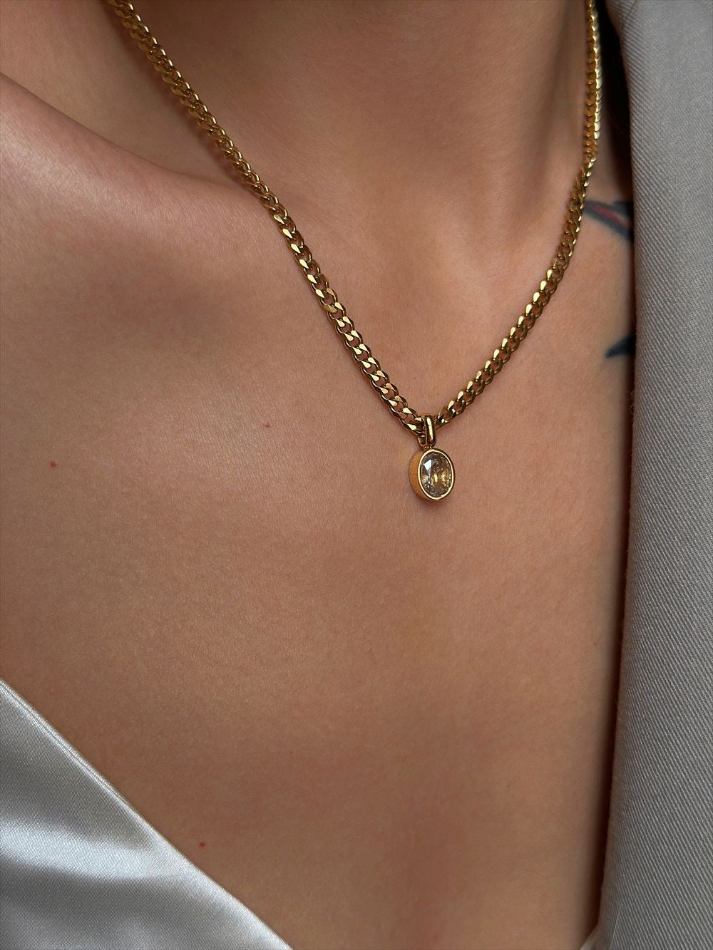 Oval Curb chain Necklace