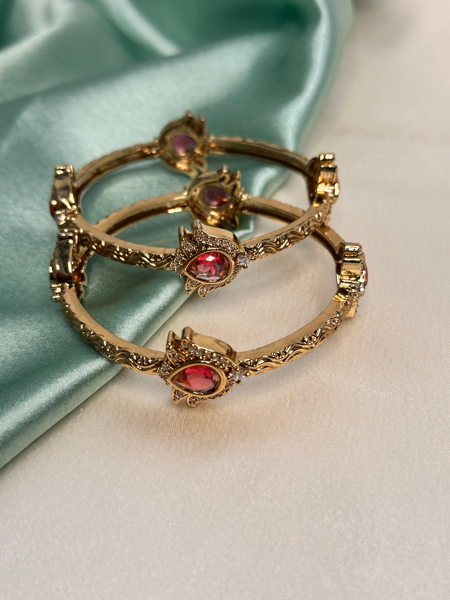 Emerald Flame Bangles – Set of 2