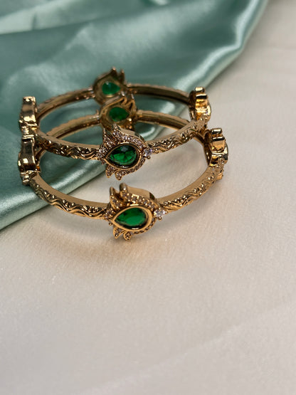 Emerald Flame Bangles – Set of 2