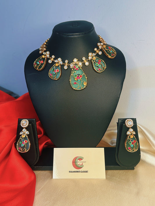 Mehreen Enamel Elegance Set