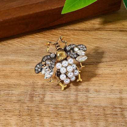 Retro Bee Statement Rings