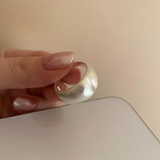 Luna Circle Minimal Ring