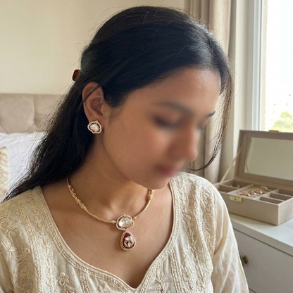 Aarvi Moissanite Hasli Set
